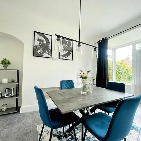 Three Bed, Fully Equipped Relaxation Paradise Newcastle upon Tyne Exterior photo
